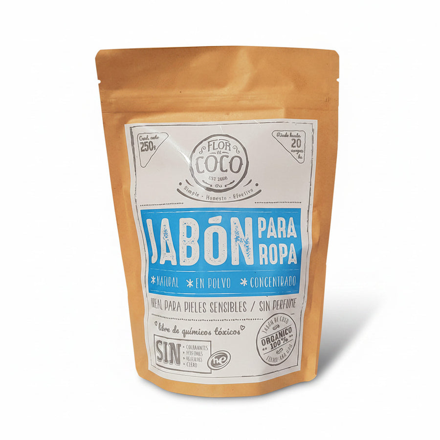 Flor de Coco natural laundry soap powder, 250g pouch. Ideal for sensitive skin, fragrance-free, and free from toxic chemicals.